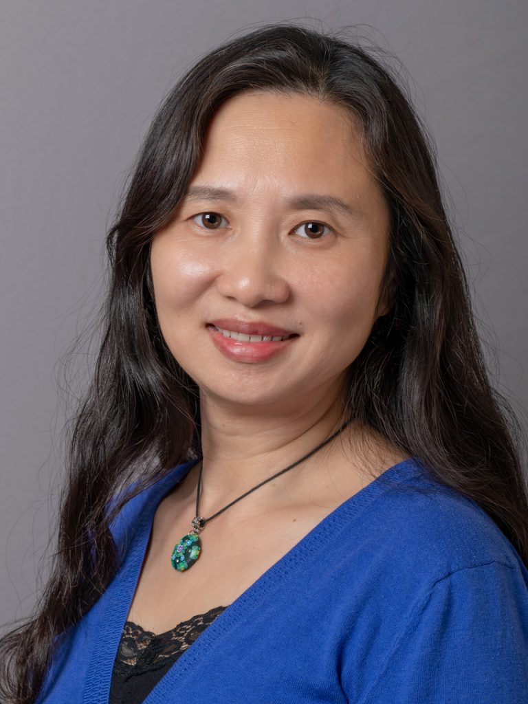 Xiao Zhou, Hively Accounting Specialist