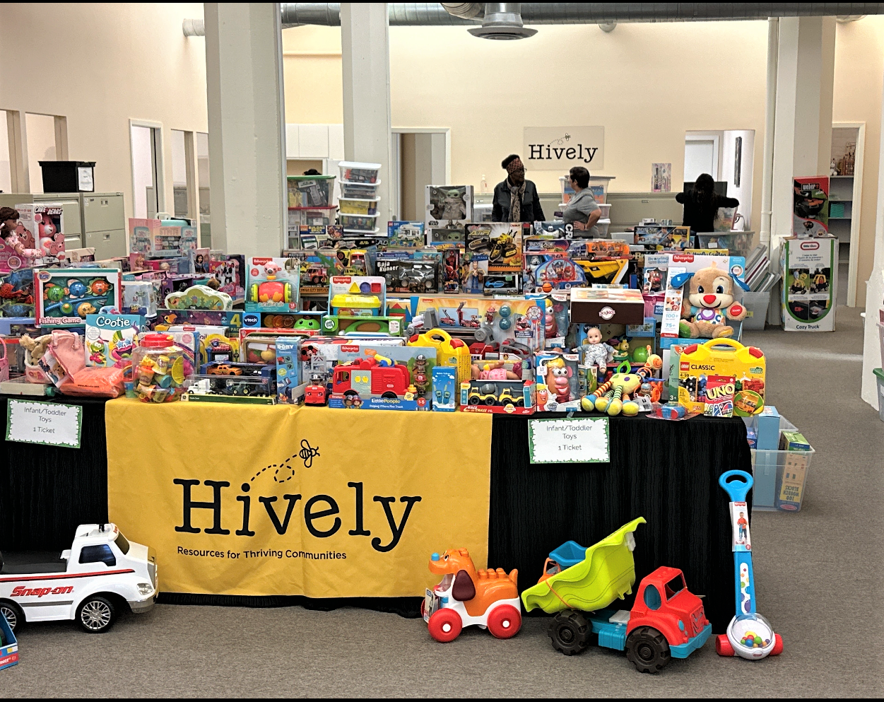 Oakland toy distribution